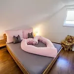 Ferienwohnung Bei Cooldog Imst
