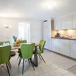 Ferienwohnung Bei Cooldog 임스트