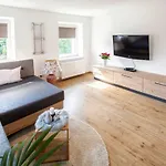 아파트 Ferienwohnung Bei Cooldog *